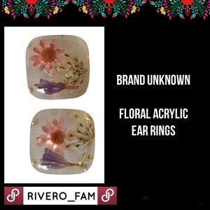 BRAND UNKNOWN | FLORAL ACRYLIC EARRINGS